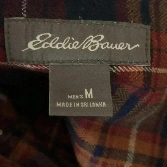 Eddie Bauer  NWOT thick flannel shirt, Size Medium - Picture 4 of 7